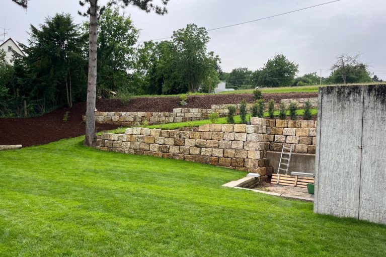 Gecaj Garten- und Landschaftsbau_Mauerbau